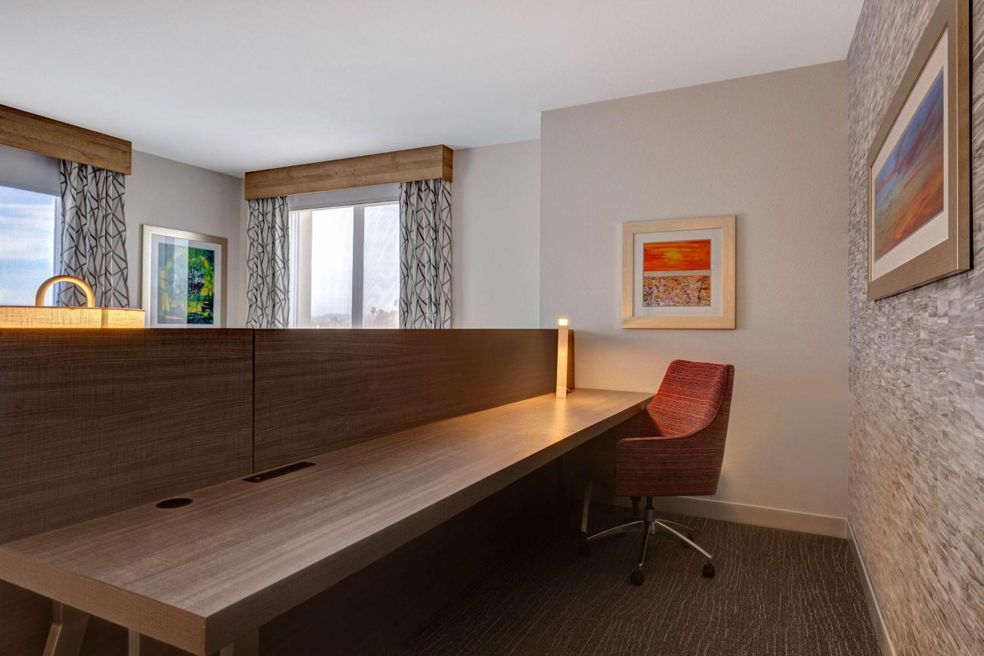 Hilton Garden Inn Temecula Bagian luar foto